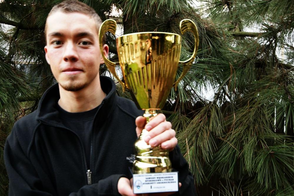 Zbyszek Rosochowicz, zwyciężył zawody o Puchar Starosty Obornickiego, które odbyły się na j.Nienawiszcz.