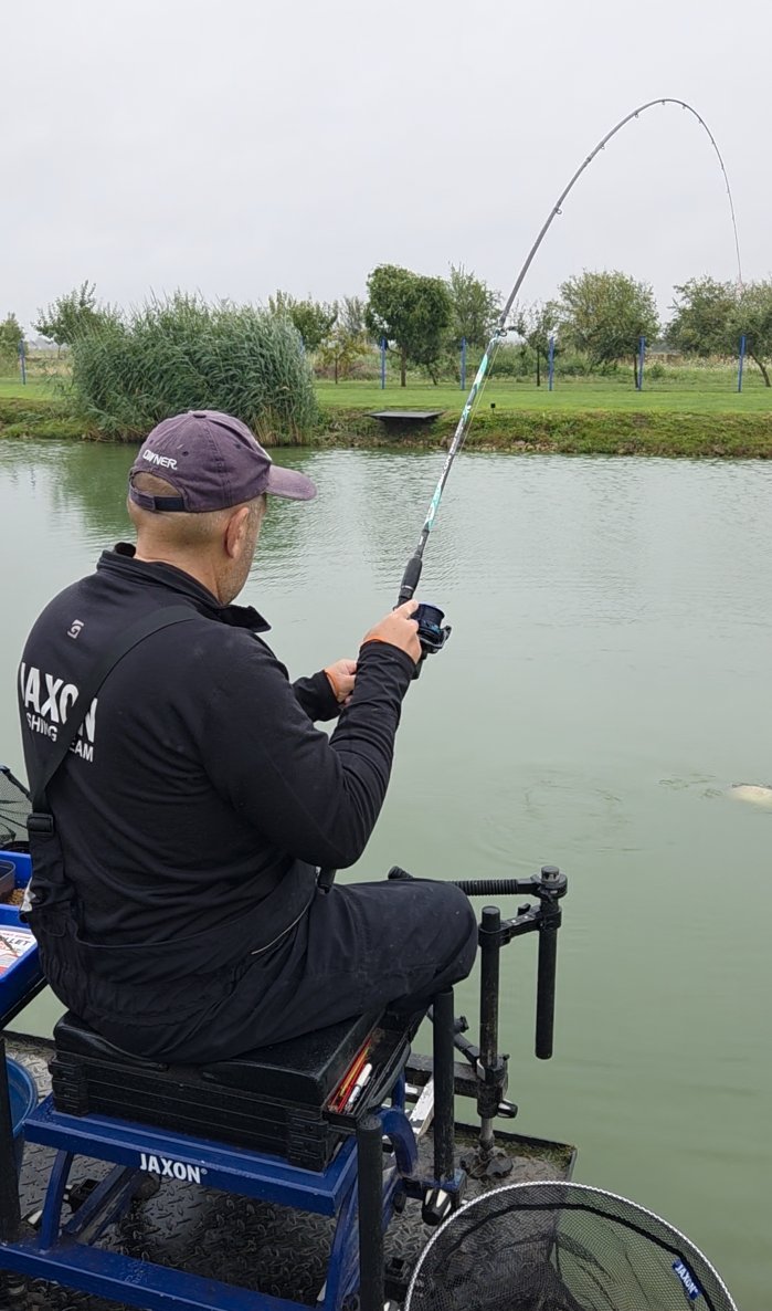 Techniki: j.Maciejewski Lakes